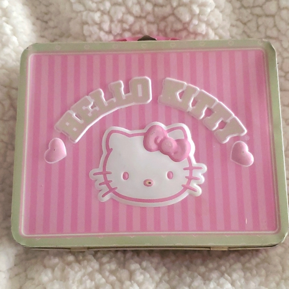 Hello Kitty lunch box